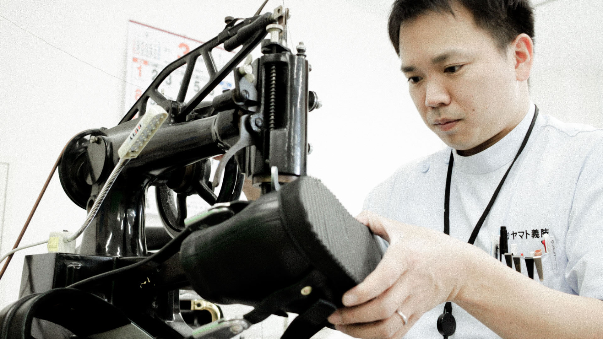 緻密なパーツの接写